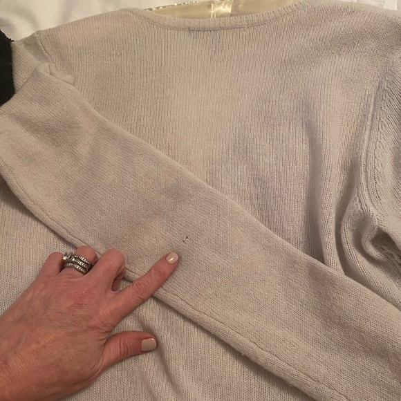 Feather light cashmere 3 season sweater. GUC some pilling and a small moth hole. - Picture 7 of 8
